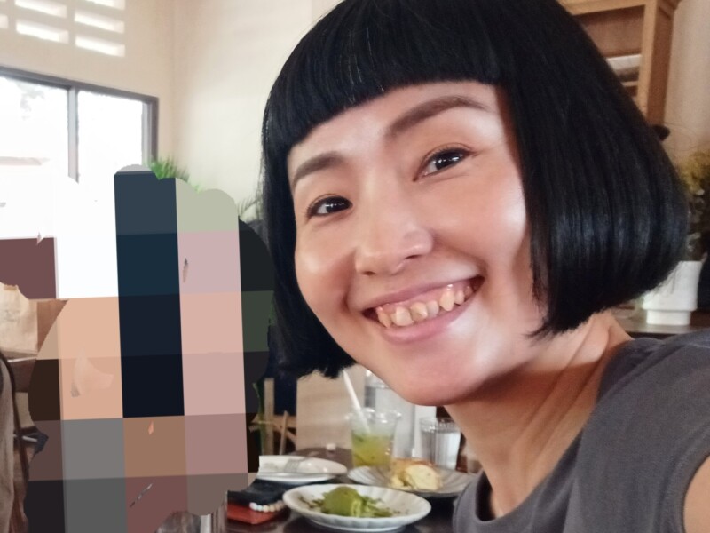Megumi, Japan, student, $350 per week