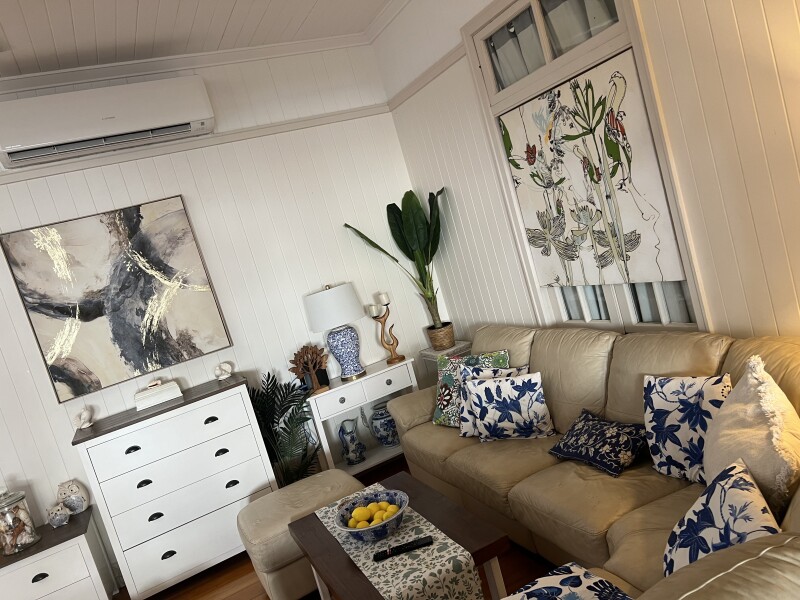 Lounge room