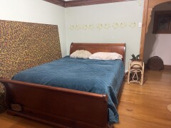 Homestay in Camp Hill