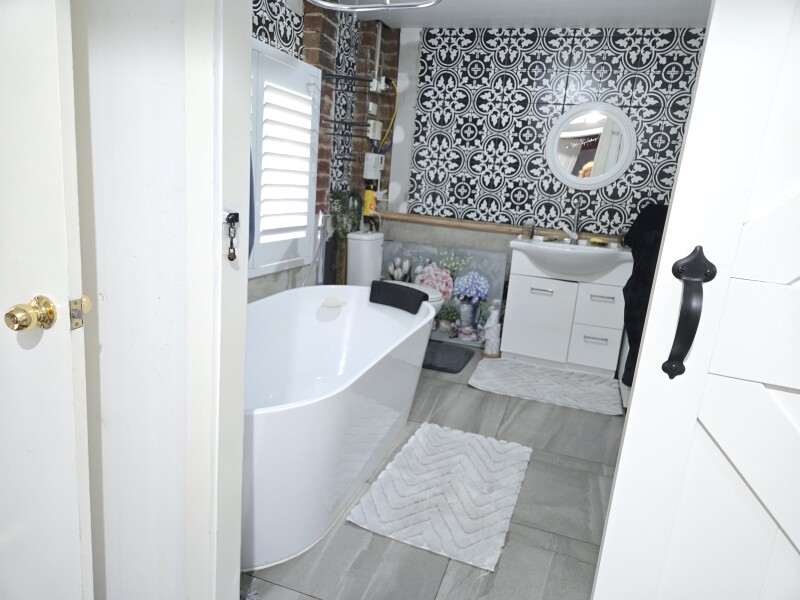 Bathroom in grannyflat