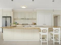 Homestay in Point Cook