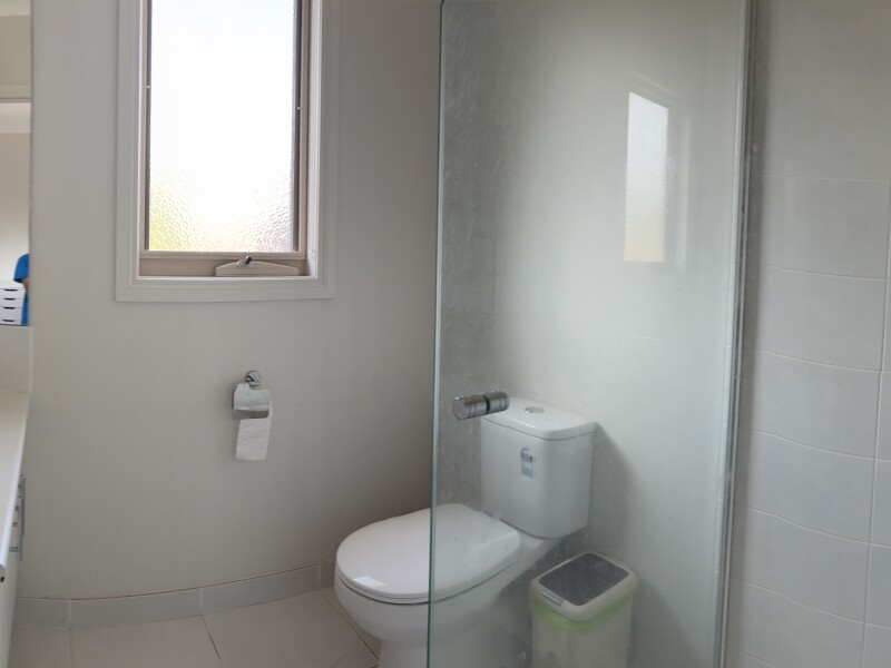 Ensuite Bedroom with Own Toilet (airconditioner available - usage negotiable)