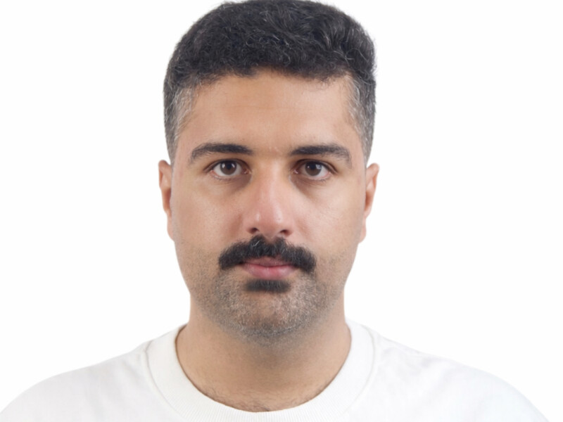 Sultan , Saudi Arabia, student, $400 per week