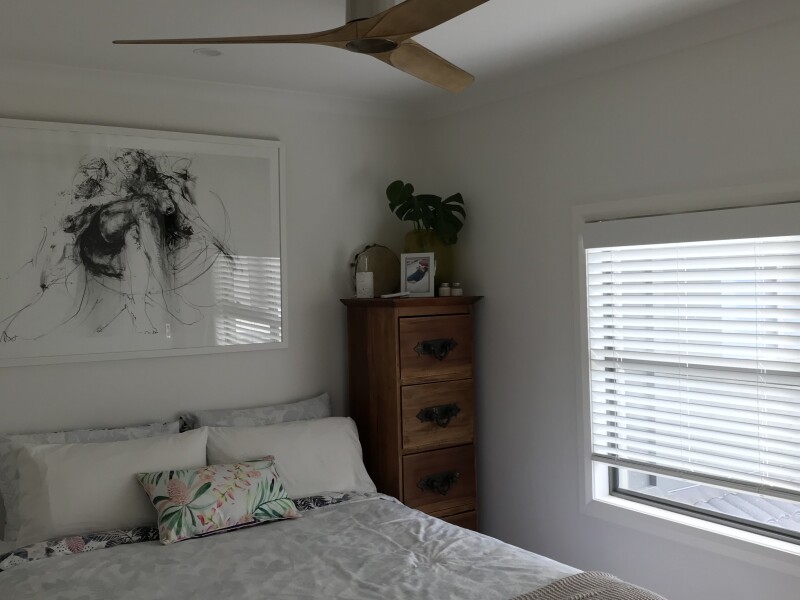 Bedroom with queen bed