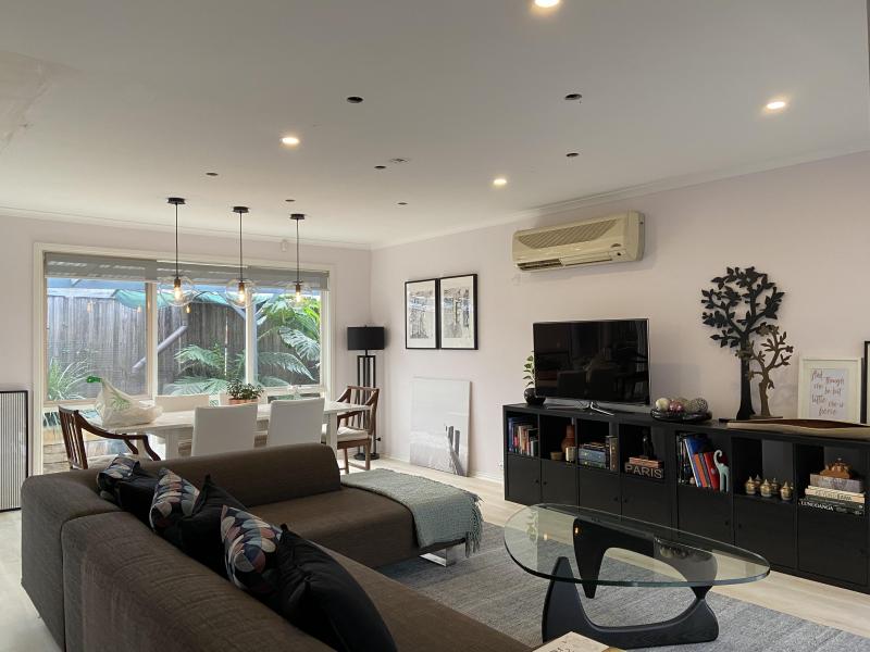 The living / dining area 