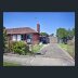 Homestay in Sunshine