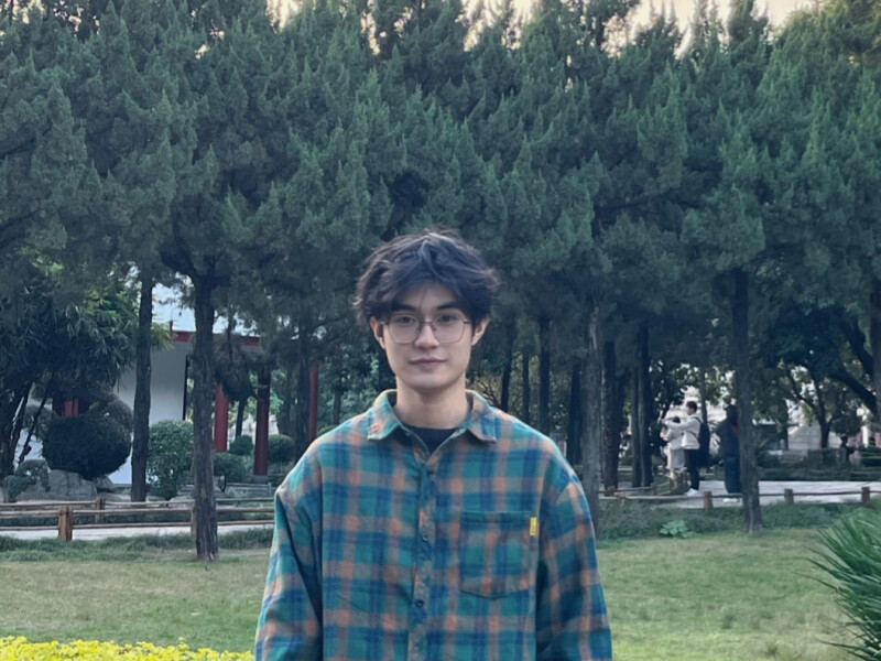 Jiahao Feng, China, student, $300 per week