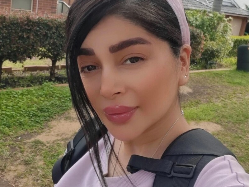 Parisa