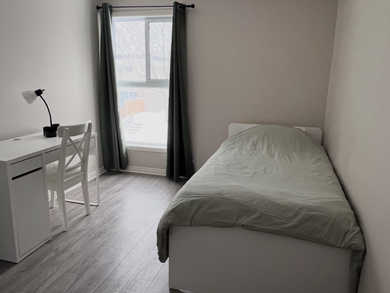 Bedroom #1