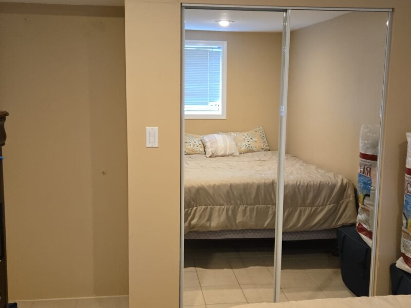 A 2 bedroom house with one bedroom vacate. Close to bus stop and other amenities 