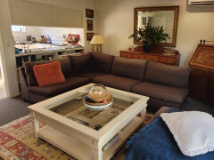 Homestay in Northcote