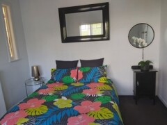 Homestay in Auckland