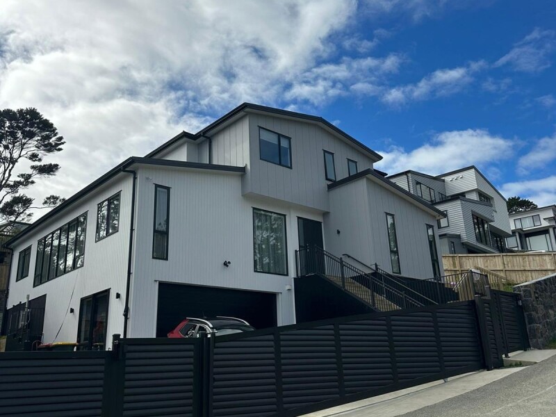 Front view of the house.