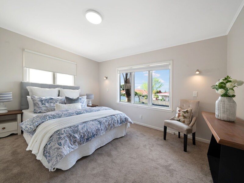 King Room - Fully furnished 