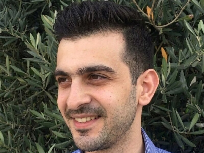 Omar , Iraq, student, $500 per week