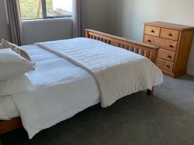 Bedroom with King Bed & Drawers