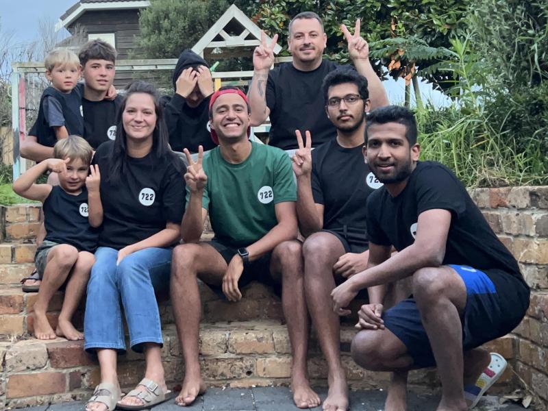 Some of our past students ( Brazilian, Sri Lankan, Chinese) came back for a BBQ! 